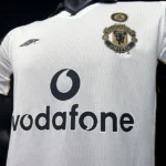 Camisa Retrô Manchester United Away - Dupla-Face - Frente Verso - 2001/2002 - Beckham 7 - Umbro Branco - Imagem 19