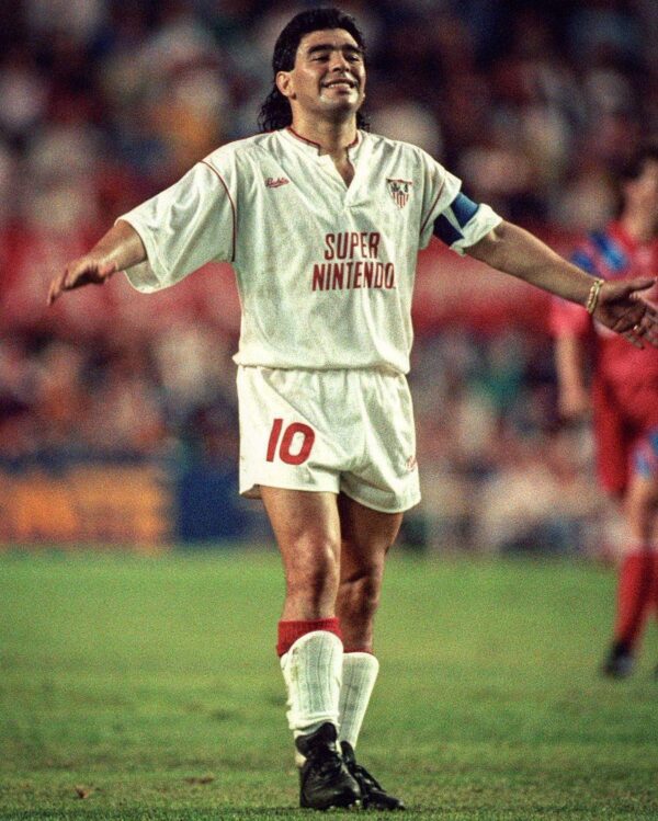 Camisa Retrô Comemorativa Sevilha Home 1991/1992 Maradona 10 - Imagem 5