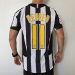 Camisa Retrô Juventus Home 2005/2006 - Pavel Nedved 11 - Nike - Total 90 - Preta Branca - Imagem 13