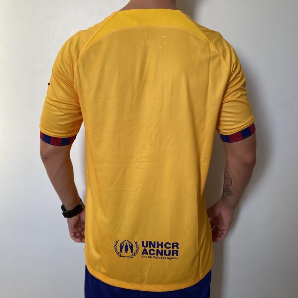 Camisa Barcelona 4th Versão Torcedor 2025 Nike Amarela - Imagem 7