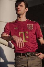 Camisa Bayern Munique Especial 125 Anos Versão Jogador 24/2025 Adidas Vinho - Imagem 28