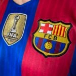 Camisa Retrô Barcelona Home Neymar Jr. 11, Messi 10, Suárez 9 - 2016/2017 Nike - Imagem 5