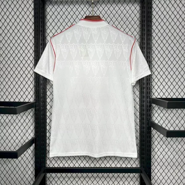 Camisa Retrô Sevilla Home 1991/1992 Maradona 10 Branca - Imagem 4