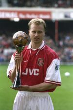 Camisa Retrô Arsenal Home 1996/1997 Nike Vermelha - Imagem 10
