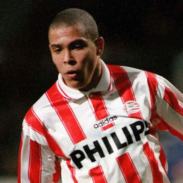 Camisa Retrô PSV Home 1994/1995 Ronaldo 9 Adidas Vermelha - Imagem 5