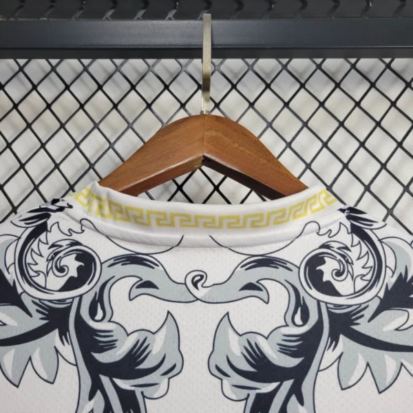 Camisa Seleção Itália Versace Versão Torcedor 2024/25 Adidas - Imagem 5