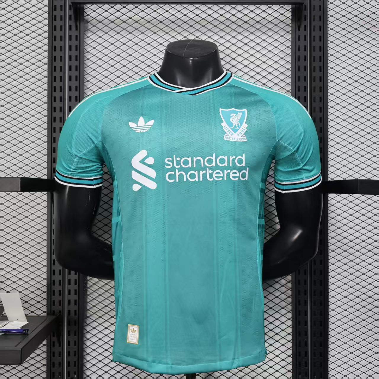 75562b05 Camisa Liverpool Third Versão Jogador 2025/2026 Verde Adidas - Imagem 1