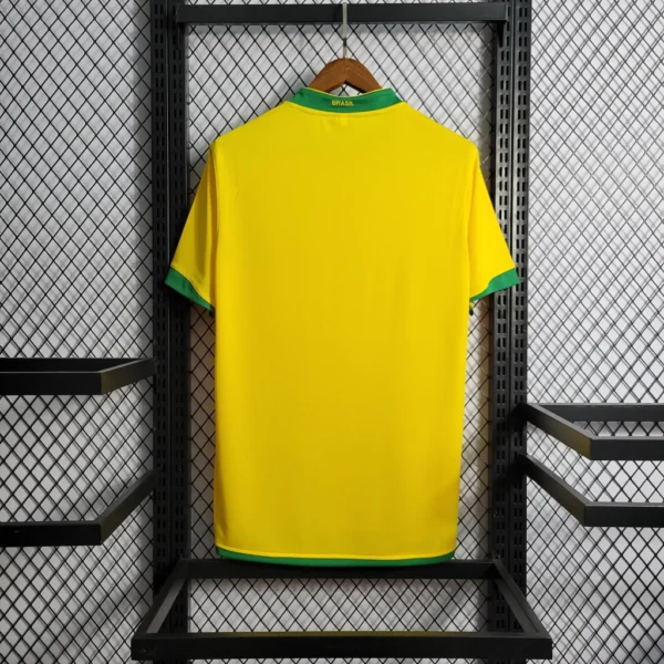 Camisa Retrô Clássica Seleção Brasileira Brasil – Nike – Amarela – 2006 - Imagem 4