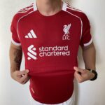 Camisa Liverpool Home Versão Jogador 2025/2026 Vermelha Adidas - Imagem 9
