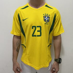 Camisa Retrô Clássica Seleção Brasileira Brasil – Nike Masculina – Versão Torcedor Amarela – 2002 - Kaká 23