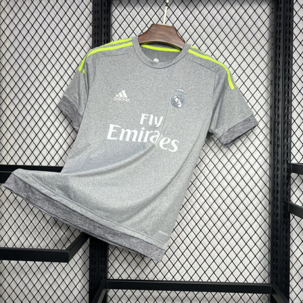 Camisa Retrô Real Madrid Away 2015/2016 Adidas Cinza - Imagem 2