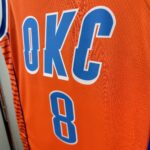 Camiseta Regata Basquete NBA OKC Oklahoma Thunder 2 Shai Gilgeous-Alexander Statement Edition 2025 Laranja Nike - Imagem 5
