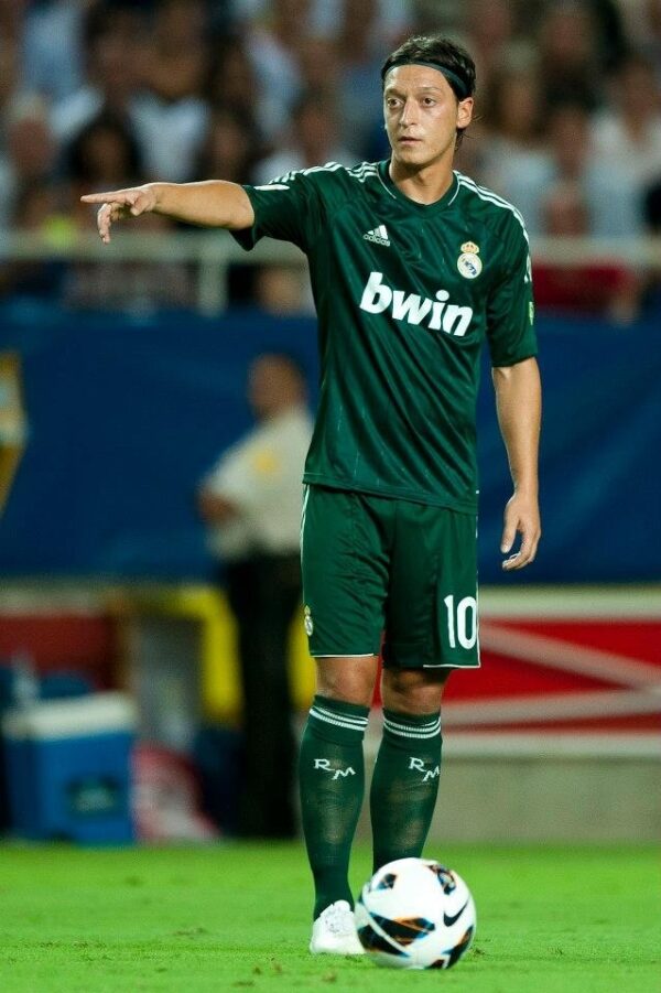 Camisa Retrô Real Madrid Third 2012/2013 Adidas Verde - Imagem 9