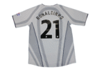Camisa Retrô Paris Saint-Germain - PSG Away 2001/2002 - Ronaldinho 10 - Nike - Cinza Opel - Imagem 9