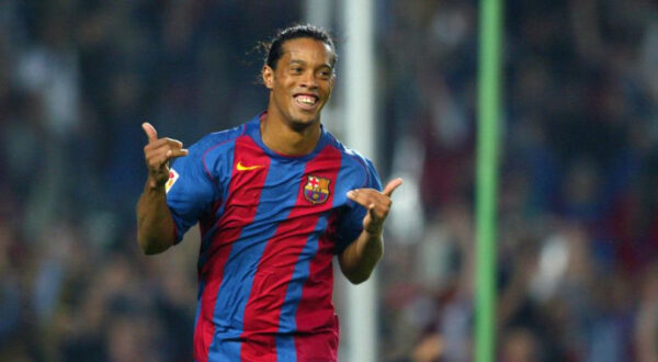 Camisa Retrô Barcelona Home 2004/2005 Nike - Total 90 - Azul Grená - Imagem 5