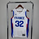 Camiseta Regata Basquete Seleção França 2025 Victor Wembanyama 32 Jordan Branca