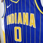 Camiseta Regata NBA Indiana Pacers Nike City Edition Swingman 0 Tyrese Haliburton Azul 2021 Nike - Imagem 5