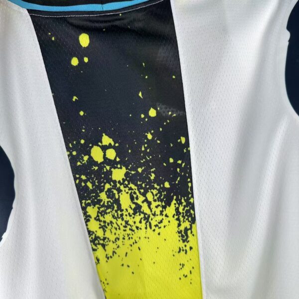 Camiseta Regata NBA Indiana Pacers Nike City Edition Swingman 0 Tyrese Haliburton Branca 2025 Nike - Imagem 7