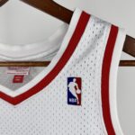 Camiseta Regata Basquete NBA Philadelphia 76ers Sixers 3 Allen Iverson Mitchell & Ness 1996/97 - Imagem 7