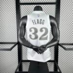 Camiseta Regata NBA Dallas Mavericks 32 Flagg City Edition Branca 2025 Nike - Imagem 2