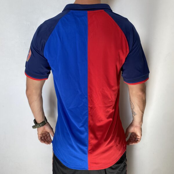 Camisa Retrô Barcelona 100th Aniversário 1999 Nike - Imagem 5