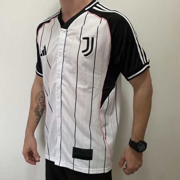 Camisa Juventus Baseball US Pack 2025/26 Adidas Branco - Imagem 8