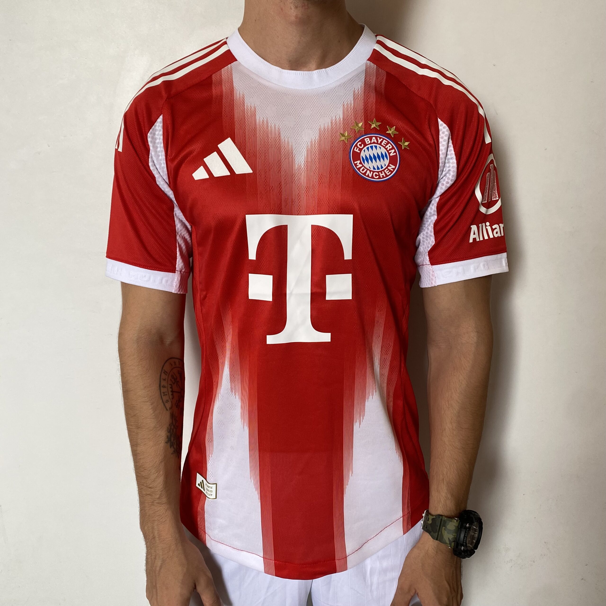 Camisa Bayern Munique Home Versão Jogador 25/2026 Adidas