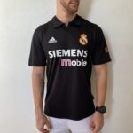 Camisa Retrô Real Madrid Away Ronaldo 11 - 2002/2003 Adidas Preta - Imagem 2