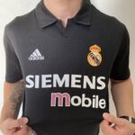 Camisa Retrô Real Madrid Away Ronaldo 11 - 2002/2003 Adidas Preta - Imagem 9