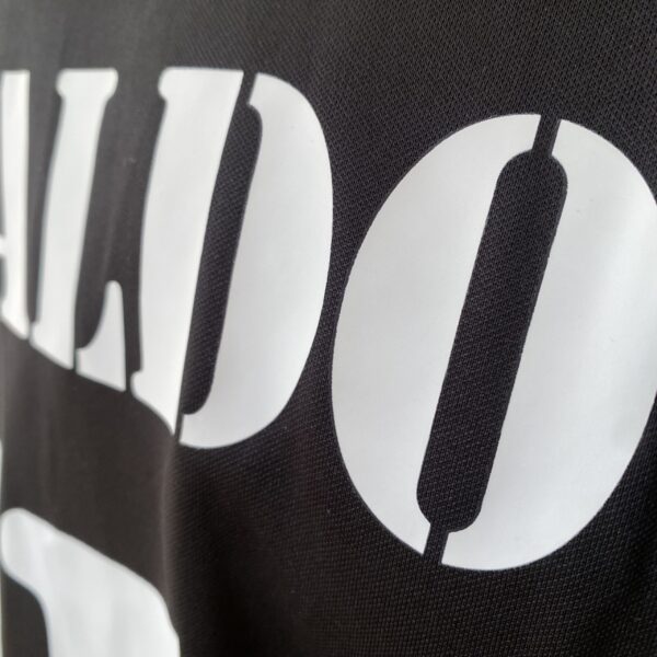 Camisa Retrô Real Madrid Away Ronaldo 11 - 2002/2003 Adidas Preta - Imagem 15