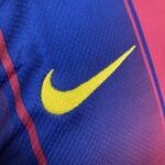 Camisa Barcelona Home Versão Torcedor 2025/2026 - Nike - Azul Grená - Imagem 7