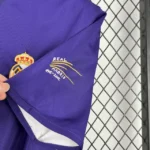 Camisa Retrô Real Madrid Third Dupla Face 2002/2003 Adidas Roxa & Branca - Imagem 3