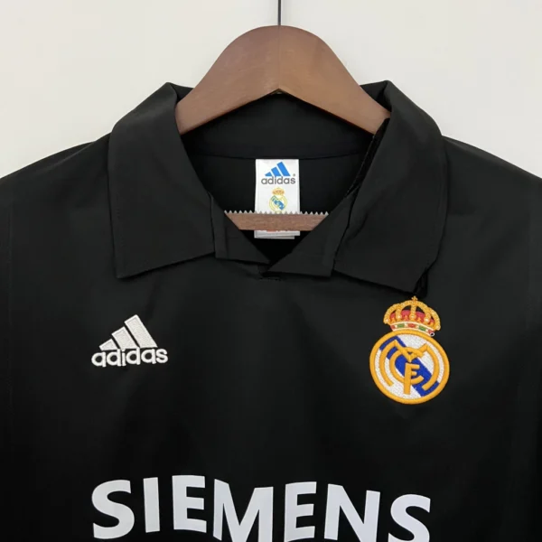 Camisa Retrô Real Madrid Away Ronaldo 11 - 2002/2003 Adidas Preta - Imagem 17
