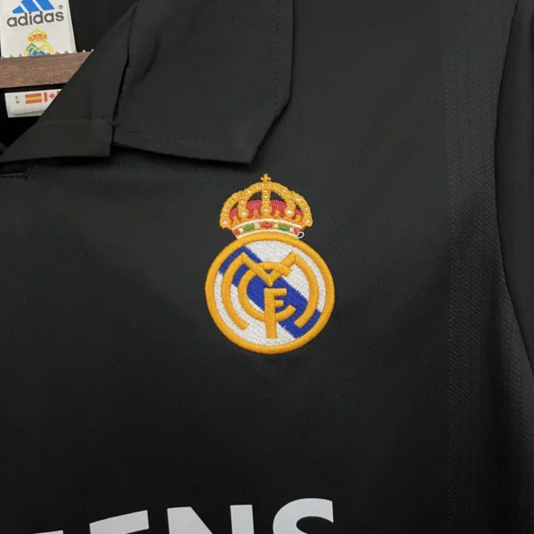 Camisa Retrô Real Madrid Away Ronaldo 11 - 2002/2003 Adidas Preta - Imagem 18