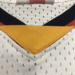 Camiseta Regata NBA Golden State Warriors 30 Stephen Curry Mitchell & Ness Branca 2009/10 - Imagem 8