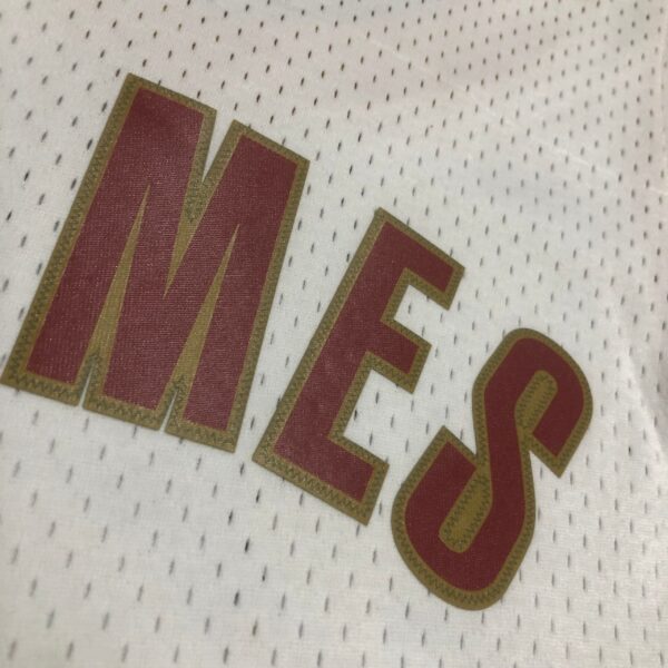 Camiseta Regata NBA Cleveland Cavaliers 23 Lebron James Mitchell & Ness Branca 2003/04 - Imagem 16