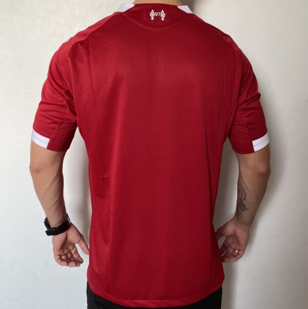 Camisa Liverpool Home Versão Jogador 2025/2026 Vermelha Adidas - Imagem 14