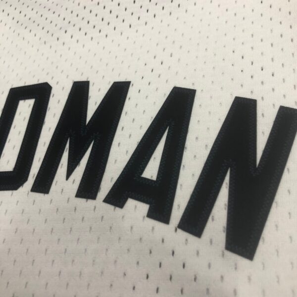 Camiseta Regata NBA San Antonio Spurs 10 Dennis Rodman Mitchell & Ness Branca 1993/94 - Imagem 16