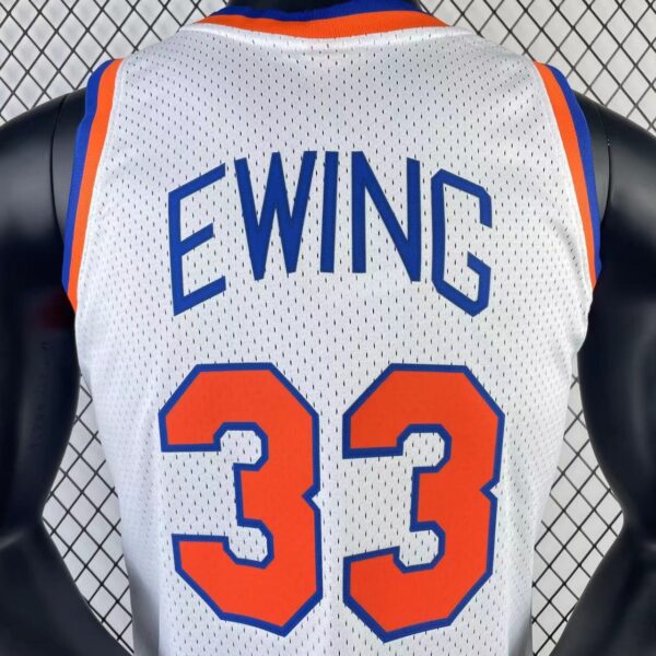 Camiseta Regata NBA New York Knicks 33 Patrick Ewing Mitchell & Ness Branca 1991/92 - Imagem 7