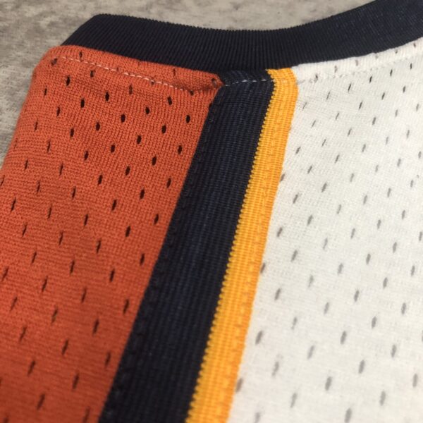 Camiseta Regata NBA Golden State Warriors 30 Stephen Curry Mitchell & Ness Branca 2009/10 - Imagem 6