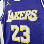 Camiseta Regata NBA Los Angeles Lakers Statement Edition Roxa 2025 Jordan - Imagem 2