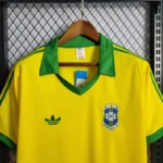 Camisa Retrô Clássica Seleção Brasileira Home - Brasil Amarela – 1979/80 Adidas - Imagem 3