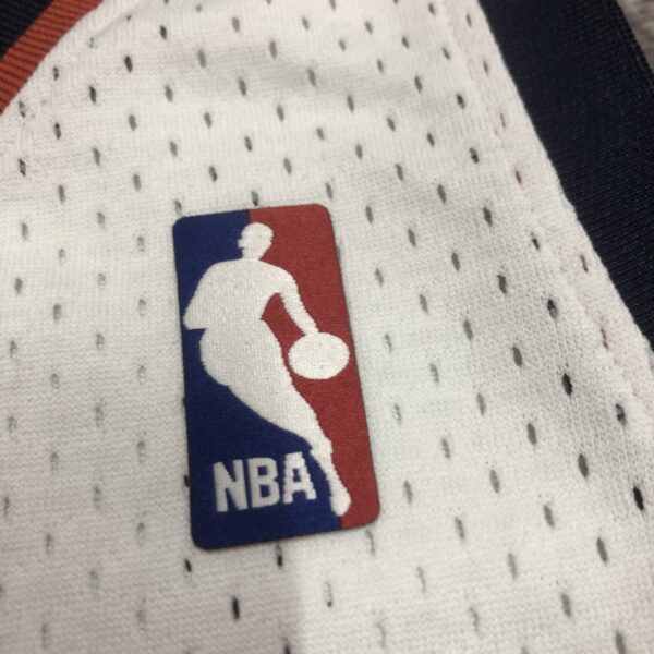 Camiseta Regata NBA Golden State Warriors 30 Stephen Curry Mitchell & Ness Branca 2009/10 - Imagem 7