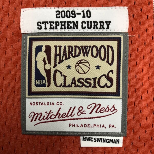 Camiseta Regata NBA Golden State Warriors 30 Stephen Curry Mitchell & Ness Vermelha 2009/10 - Imagem 9