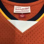 Camiseta Regata NBA Golden State Warriors 30 Stephen Curry Mitchell & Ness Vermelha 2009/10 - Imagem 6