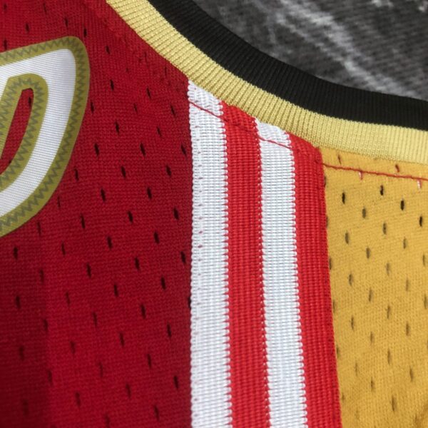 Camiseta Regata NBA Cleveland Cavaliers 23 Lebron James Mitchell & Ness Vermelha 2003/04 - Imagem 8