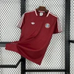 Camisa Bayern Munique Terrace Icons Unissex 2025 Velmelha Adidas