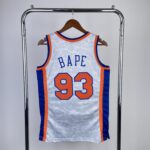Camiseta Regata NBA New York Knicks BAPE Mitchell & Ness Branca 1998/99 - Imagem 2