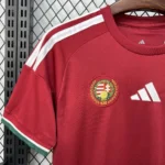Camisa Seleção Hungria Home Versão Torcedor Copa Do Mundo 2026 Vermelho Adidas - Imagem 6