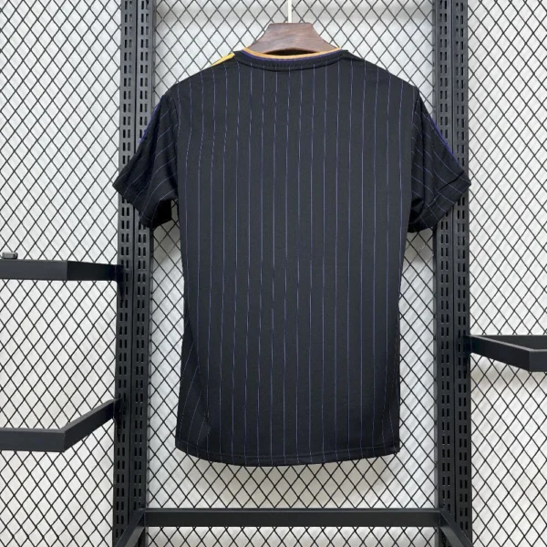 Camisa Manchester United Terrace Icons Unissex 2025 Devil Black Adidas - Imagem 9